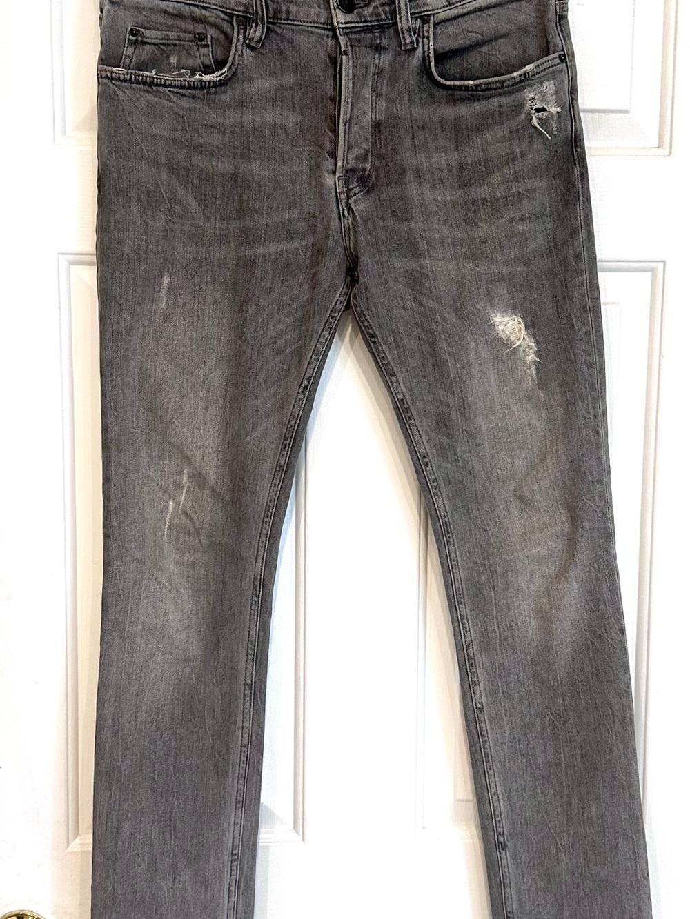 AllSaints Distressed “Cigarette” Skinny Jeans – Size 32 Gray